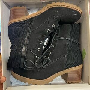 Belk Black Lace Up Ankle Boots Hiker Boot